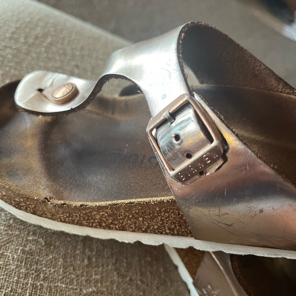 Women’s Gold Birkenstock Sandals size 38/7! - Picture 5 of 10